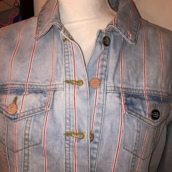 For The Republic Jean Jacket Large L Womens Red Pin Stripe Blue Denim Button Up - Picture 3 of 9